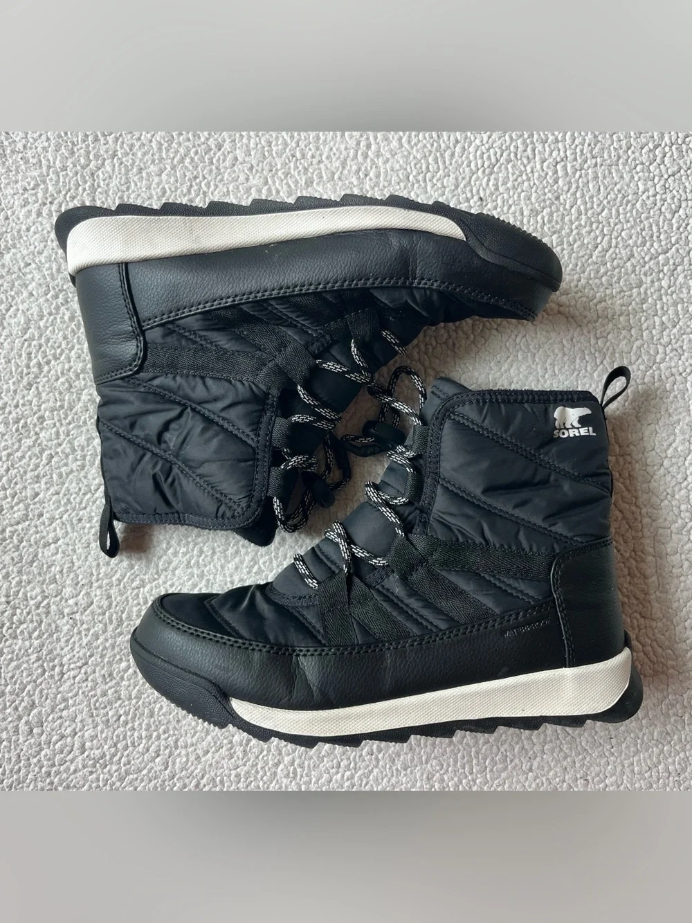 SOREL WHITNEY II SHORT LACE BLACK BOOTS WINTER SNOW SIZE 4